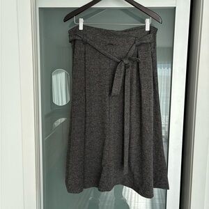 Gray mid-calf winter skirt with belt Banana Republic